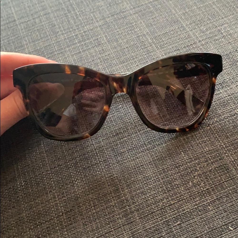 Authentic Kade Spade Tortoise shell Sunnies